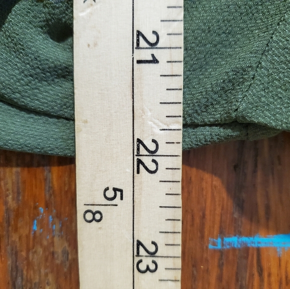 OLIVE GREEN Woman's Blouse Size Large Roll Tab Sleeves - Picture 6 of 6